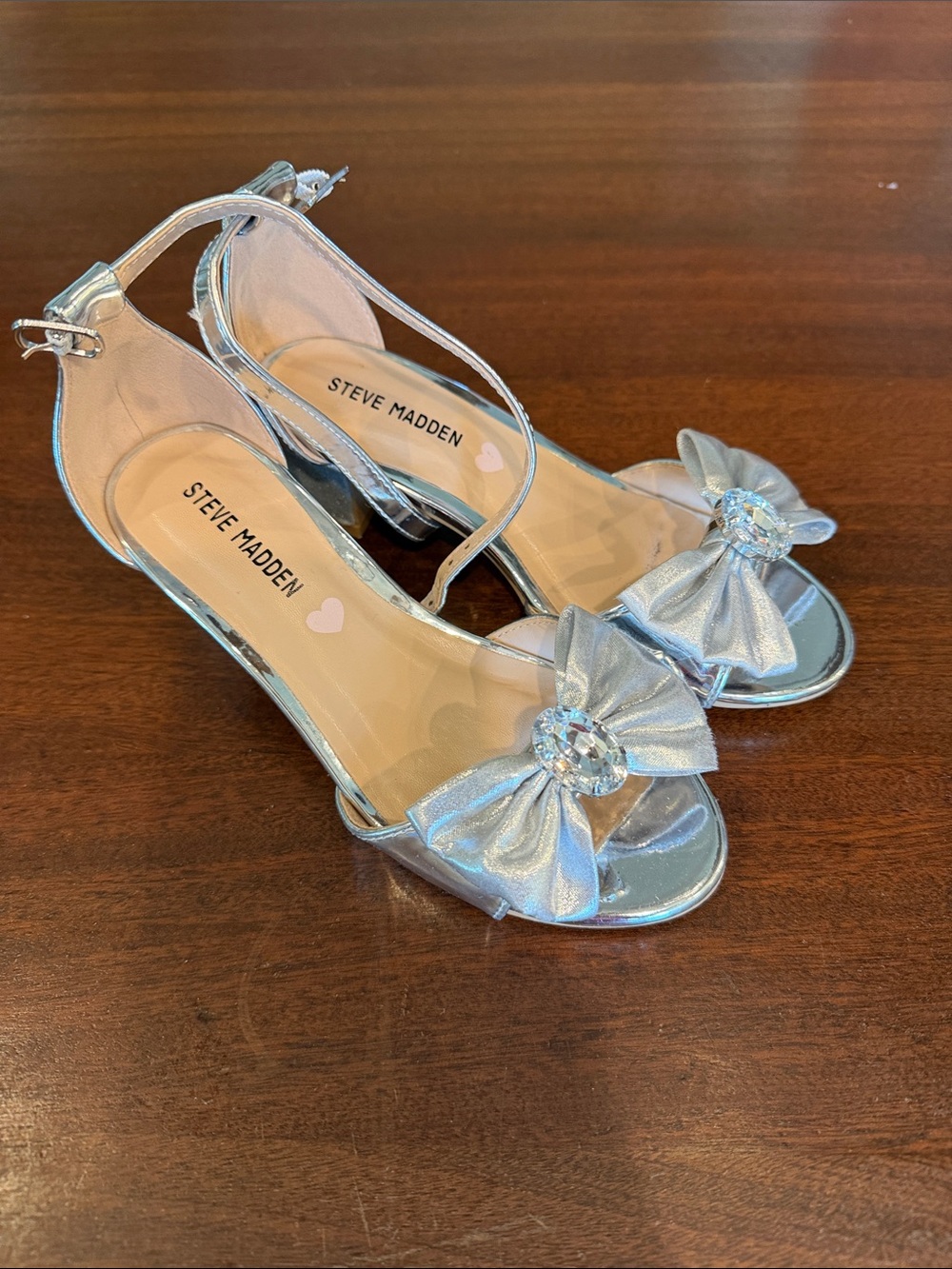 Steve Madden Metallic Silver Bow Slingback Heels